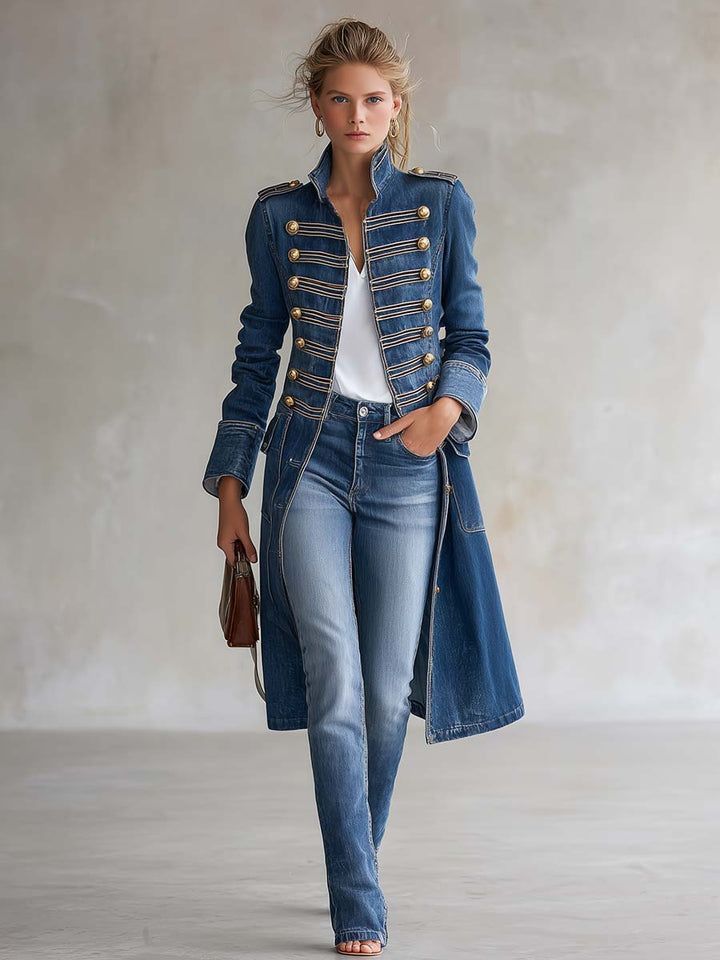 Hortense | Lange, getailleerde denimjas in militaire stijl met gouden knopen