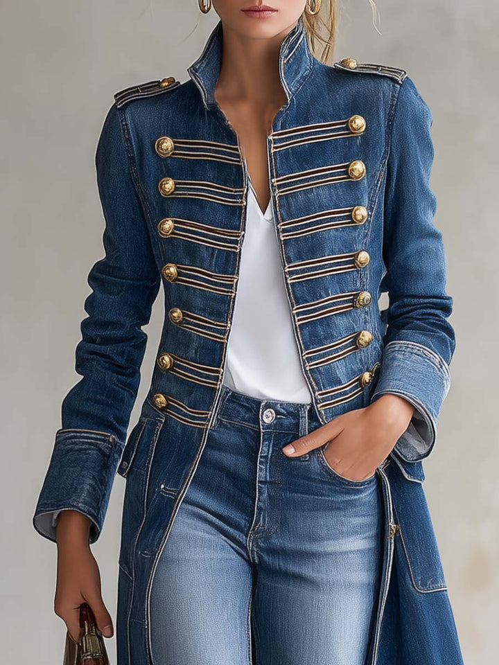 Hortense | Lange, getailleerde denimjas in militaire stijl met gouden knopen