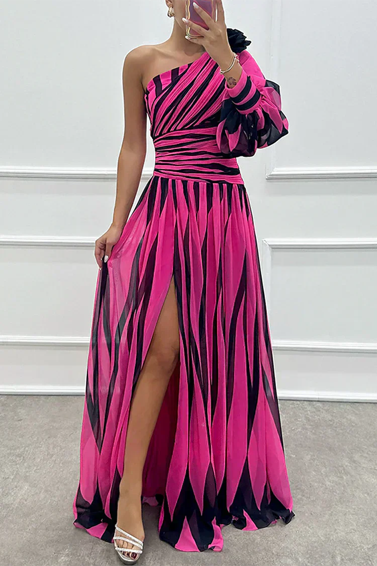 Shiloh - Elegante Maxi Jurk met Strepen en Één Schouder
