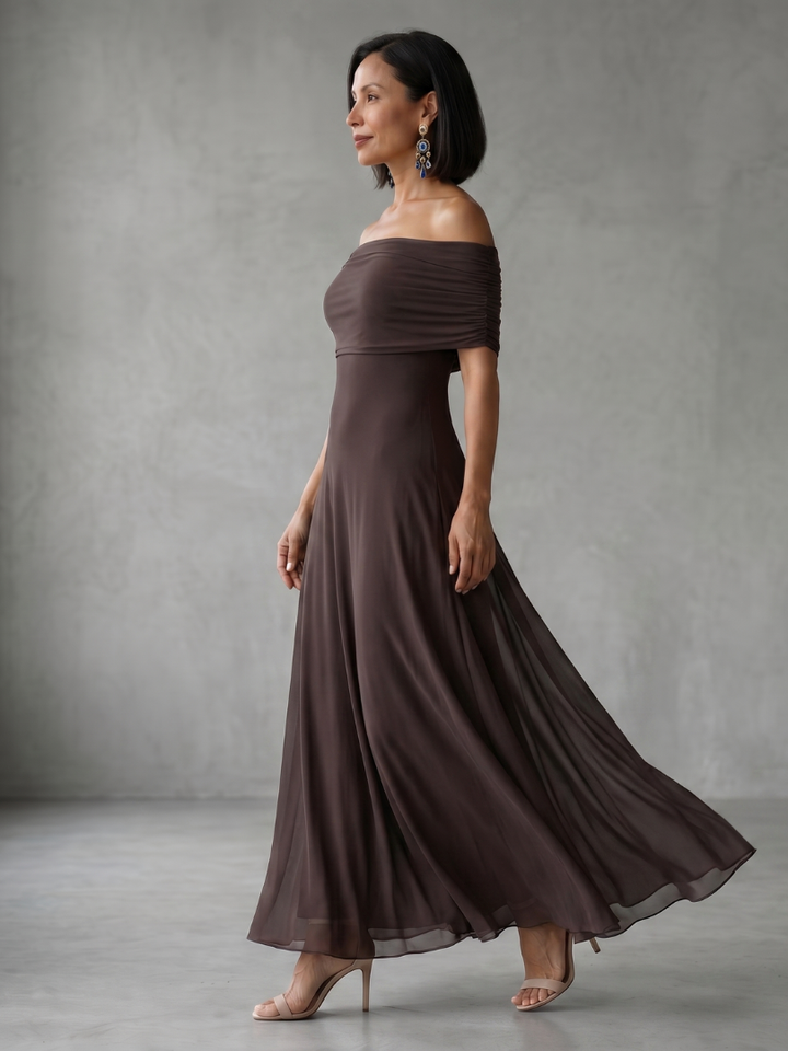 Juni | Off Shoulder Draped Midi Jurk