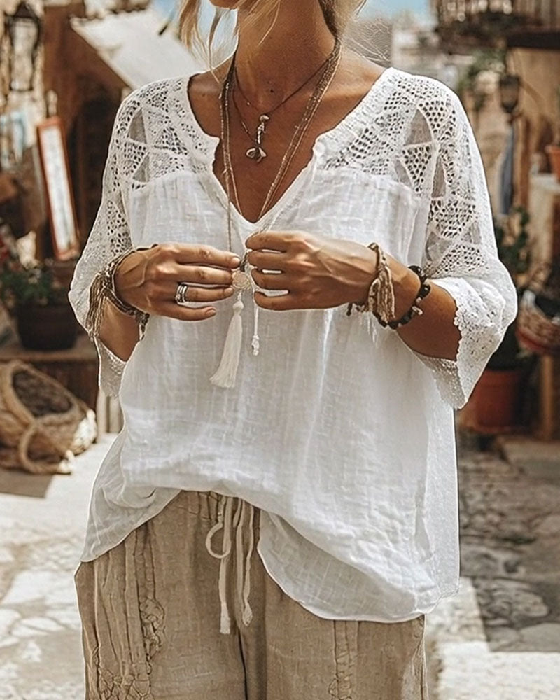 Blouse met V-hals en Kantdetails