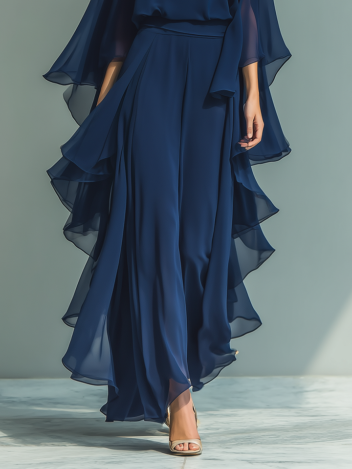Dames Ensemble Top Chiffon Marineblauw Met Uitlopende Mouwen En Rechte Broek Met Rimpeldetails