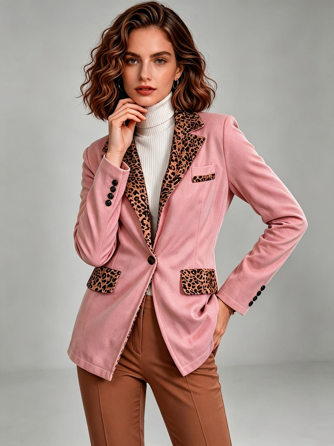 Clémentine | Getailleerde blazer van fluweel met luipaarddetails