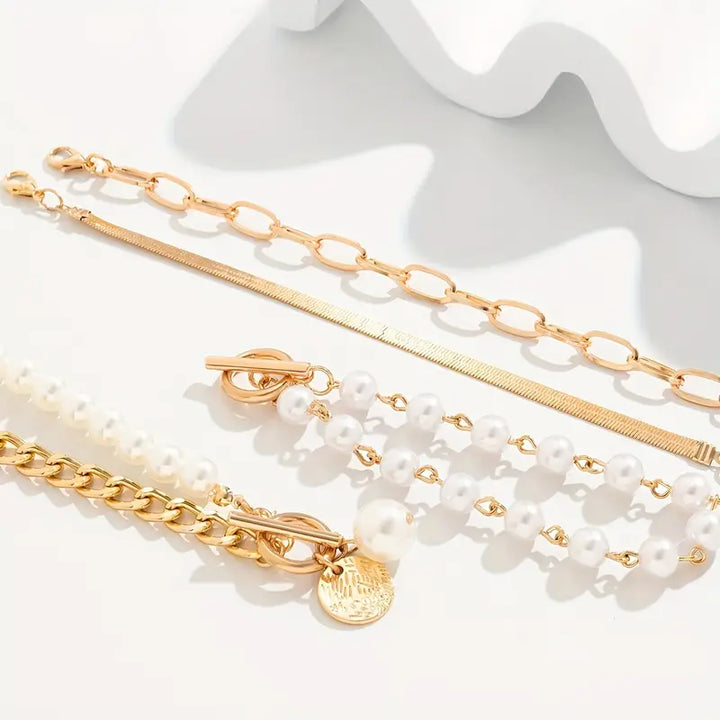Luxe set gelaagde parelarmbanden
