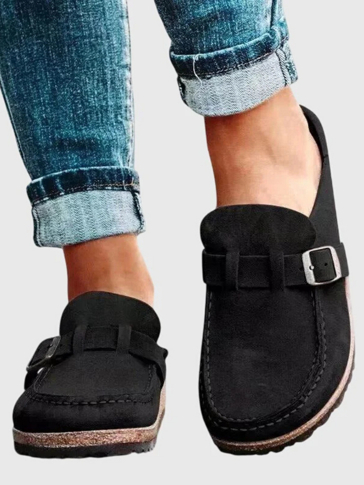 Mallorca – Suède Buckle Comfort Klompen