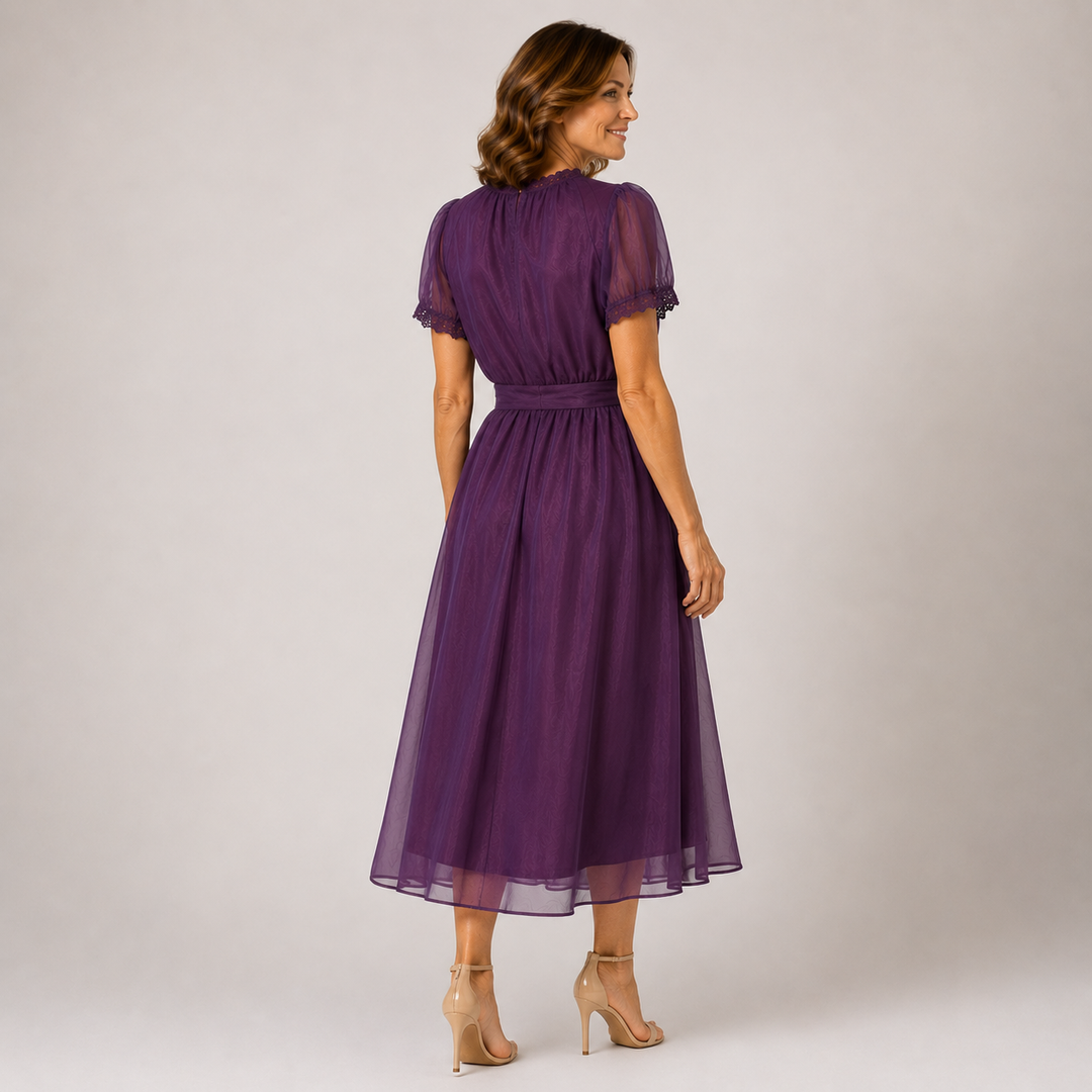 Flavia | Maxi Jurk met Daaldecolleté en Kanten Rand