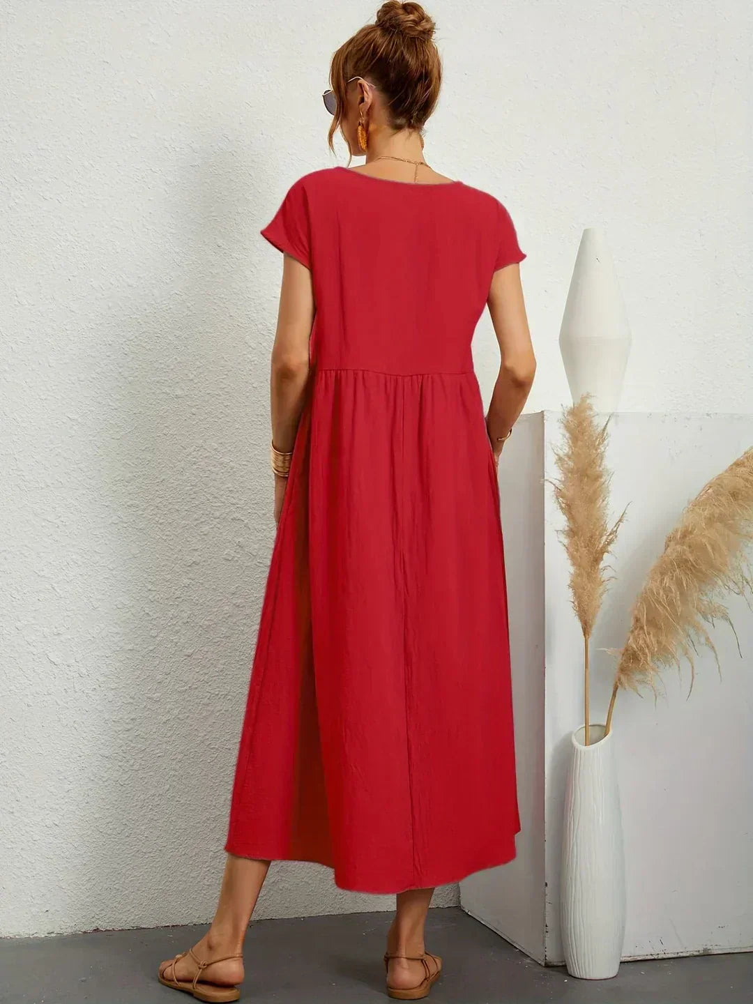 Gabrielle | Midi-jurk met tijdloze elegantie