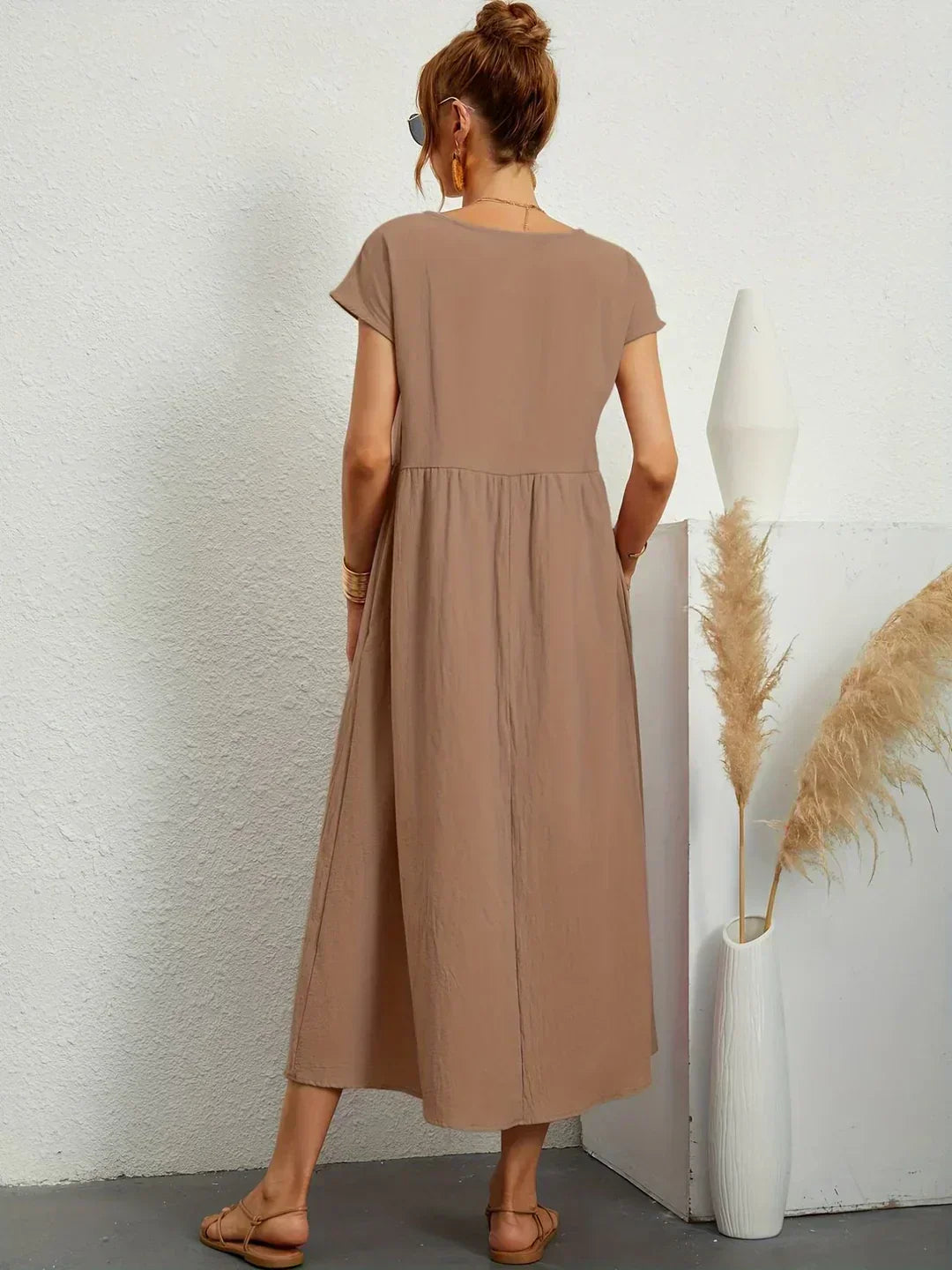 Gabrielle | Midi-jurk met tijdloze elegantie