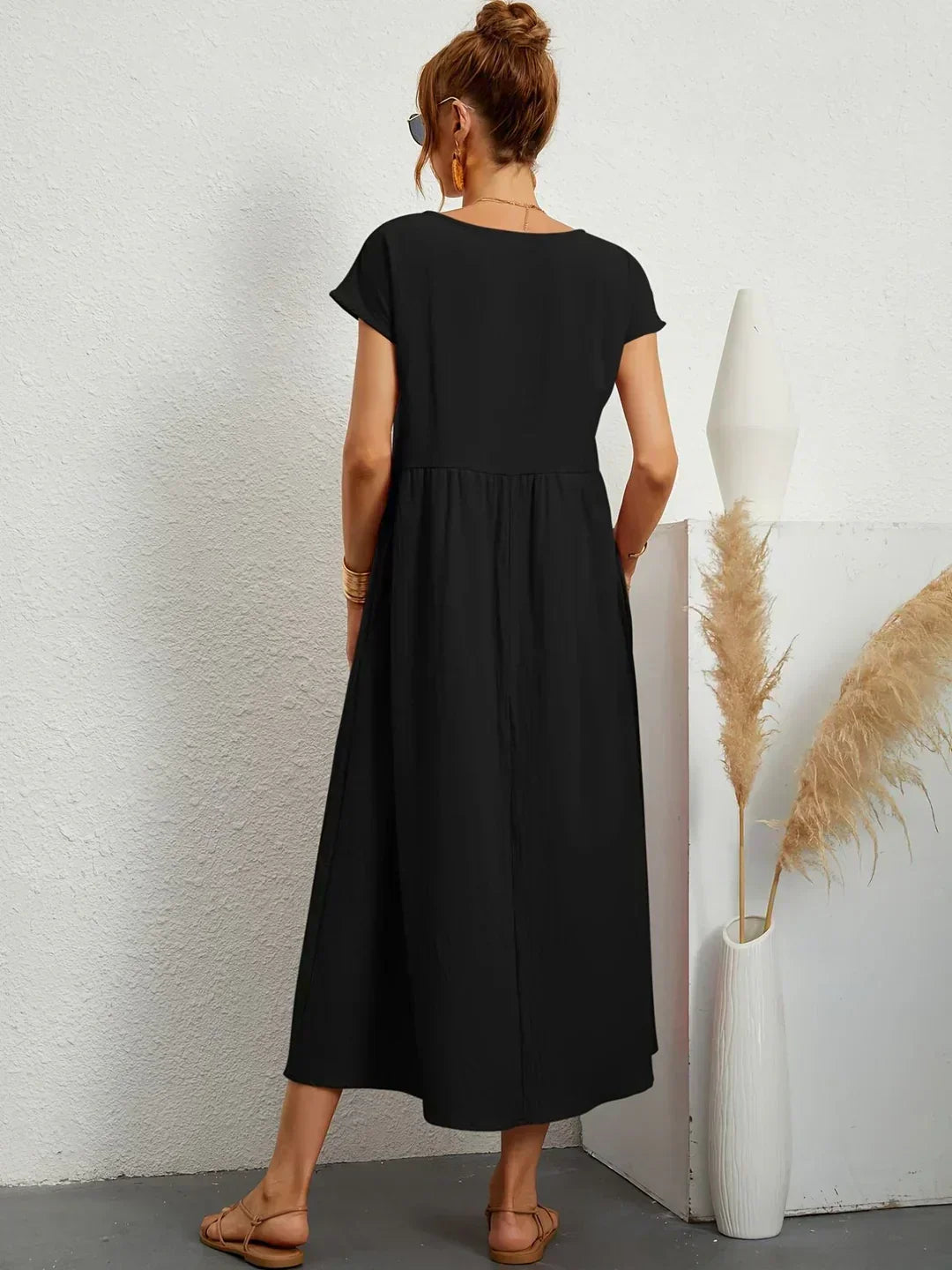 Gabrielle | Midi-jurk met tijdloze elegantie