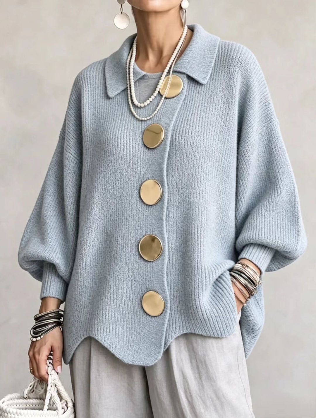 Isadora | Oversized Cardigan met Kraag en Grote Metalen Knopen