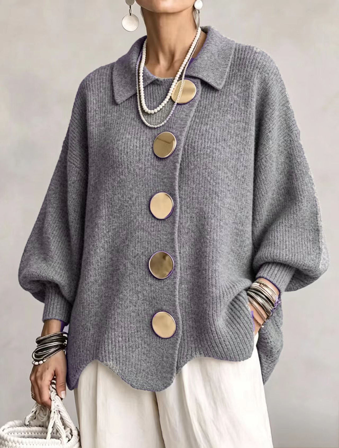 Isadora | Oversized Cardigan met Kraag en Grote Metalen Knopen