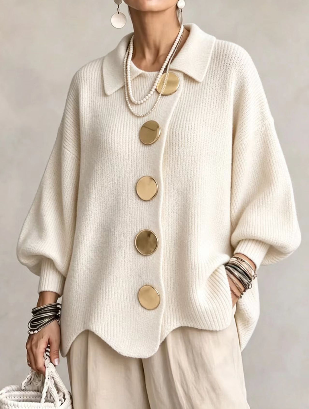Isadora | Oversized Cardigan met Kraag en Grote Metalen Knopen