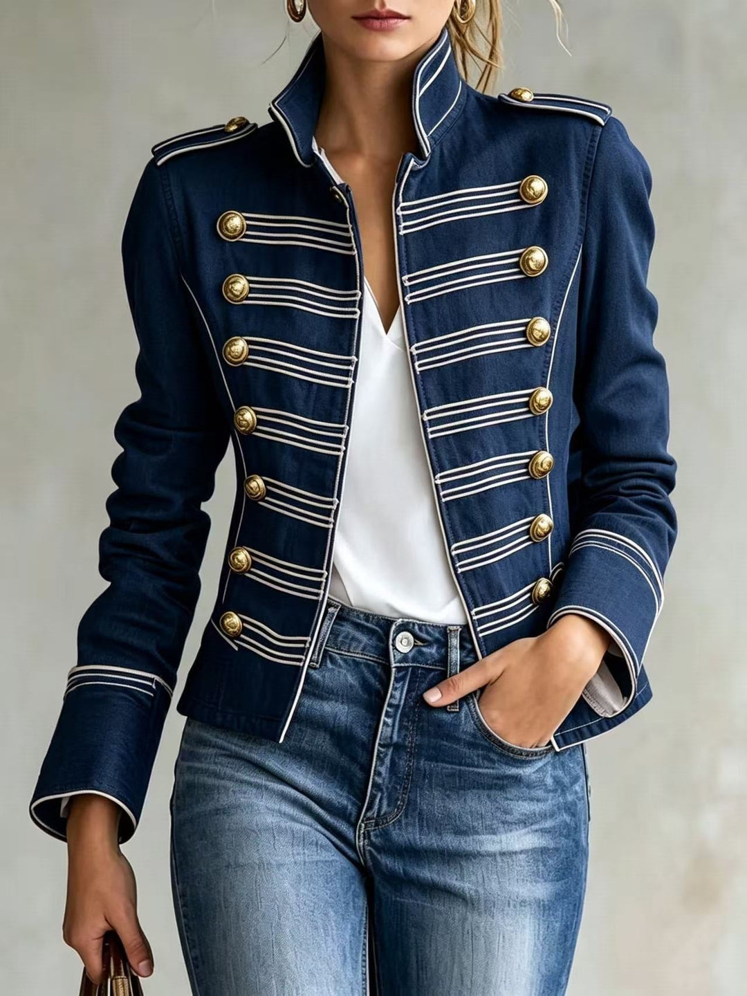 Marion | Militair-stijl jeansjack met gouden knopen