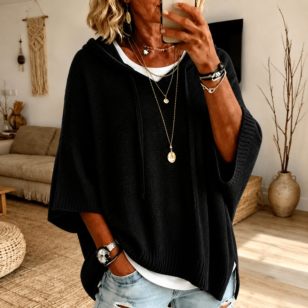 Sophie – Zwarte Poncho Trui