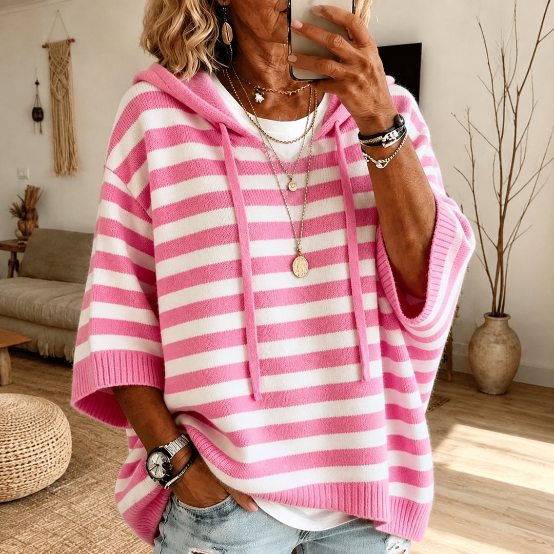 Emilie – Roze Gestreepte Poncho Trui