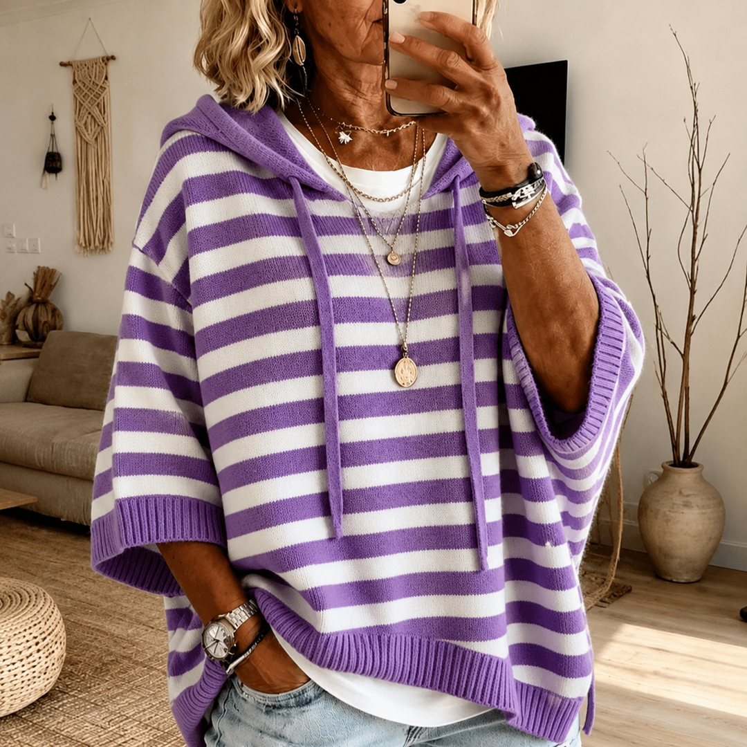 Anais – Paarse Gestreepte Poncho Trui