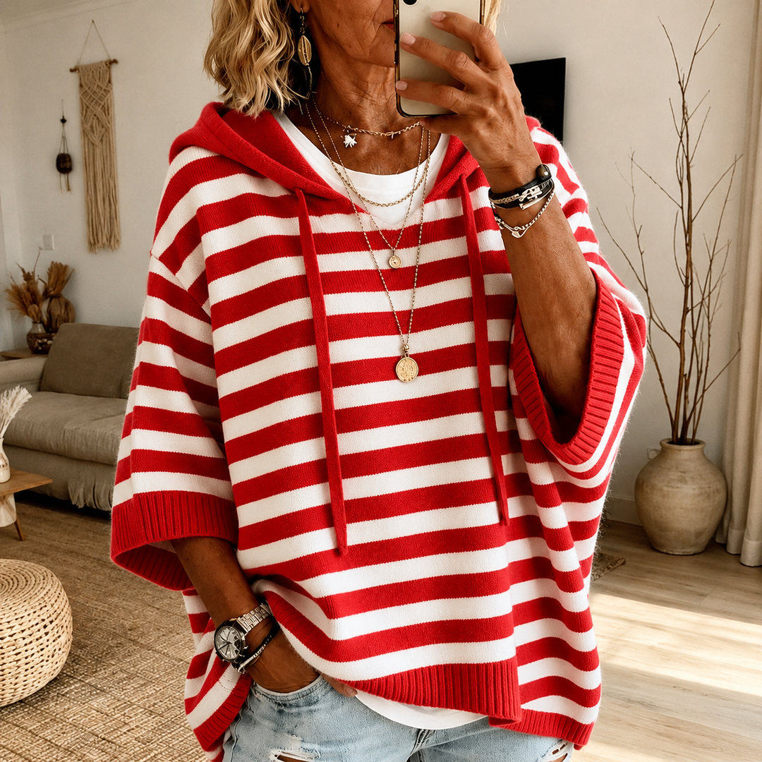 Charlotte – Rode Gestreepte Poncho Trui