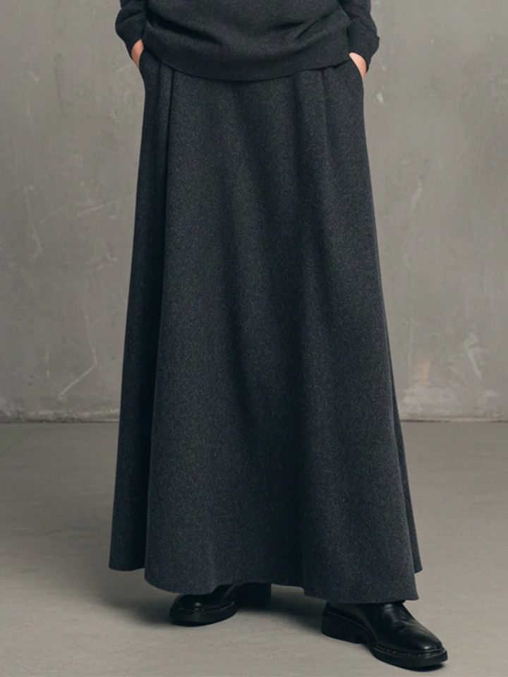 Houtskoolgrijs Air-layer Hoge Hals Top En Flared Lange Rok Set