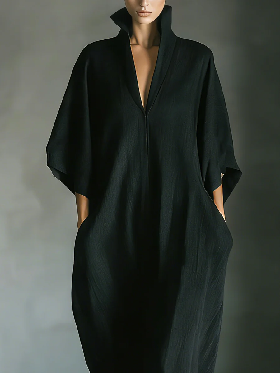 Alessandra™ | Lange zwarte oversized minimalistische jurk met kimono-mouwen