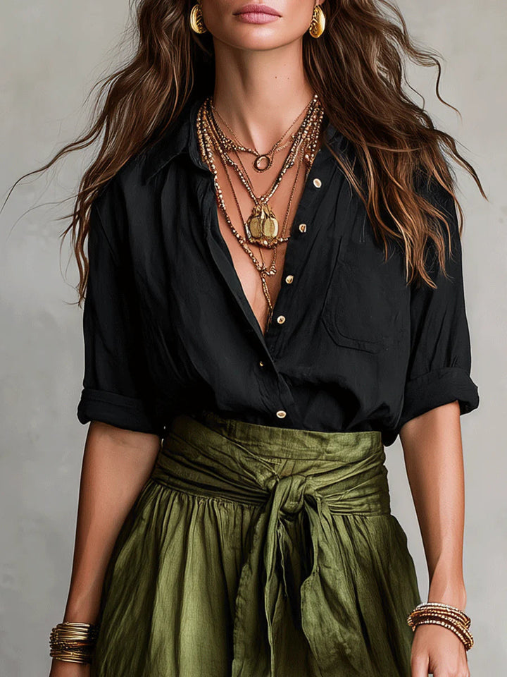 Vera™ | Set van twee delen: zwarte t-shirt en olijfgroene midi-rok