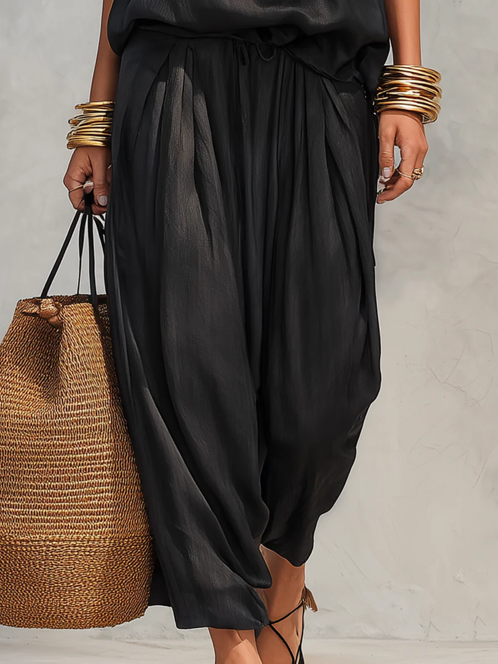 Zwarte Halter Nek Mouwloze Top En Plissé Broek Set