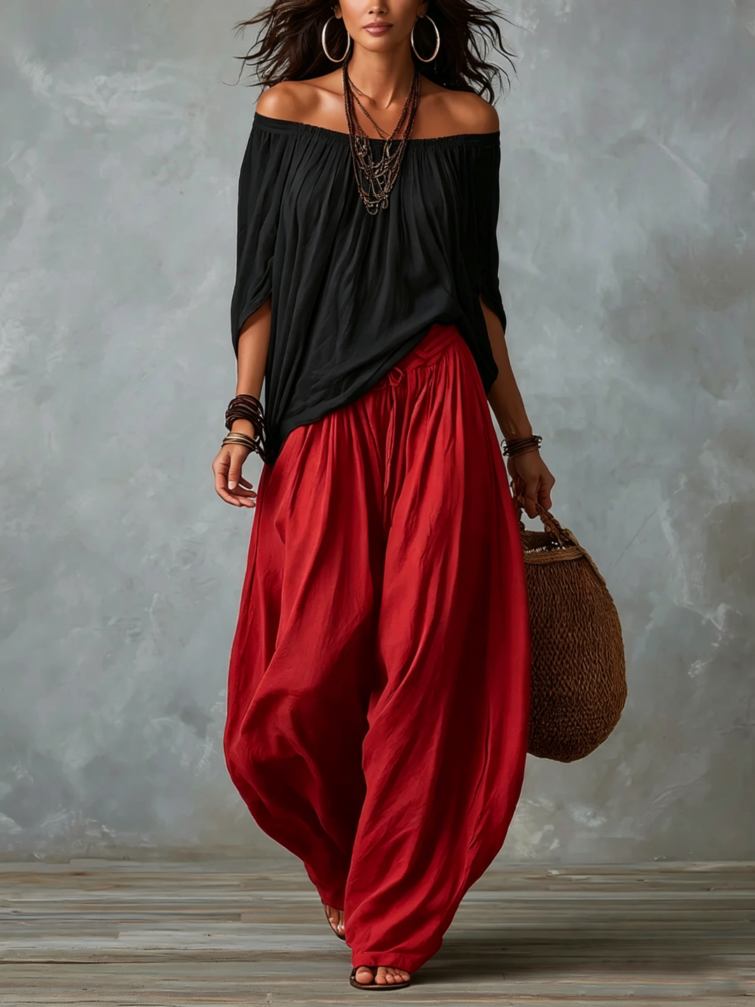 Zwarte Off-shoulder Top En Rode Loszittende Lantaarnbroek Set