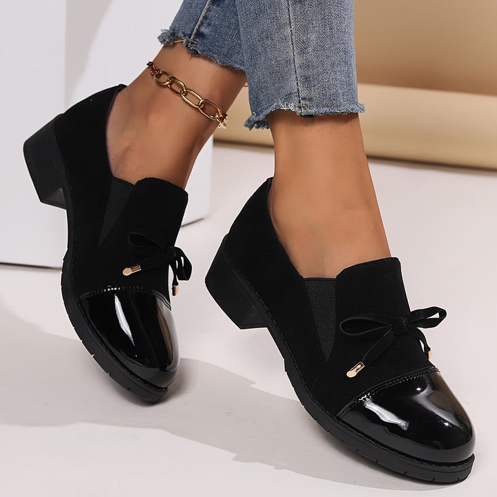 DELACROIX | Comfortabele Instappers met Glanzende Neus Camille