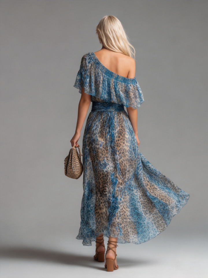 Selvaggia - Lange chiffon jurk met luipaardprint en blote schouders
