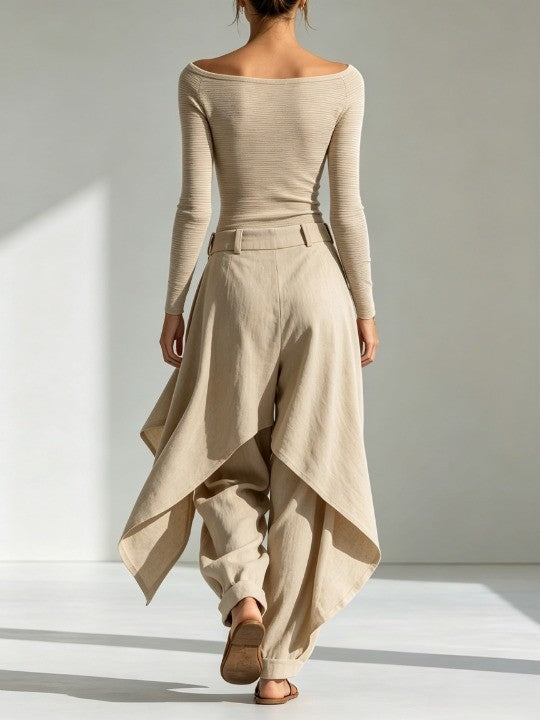 Éveline | Set met beige top met boothals en wijde broek met volants