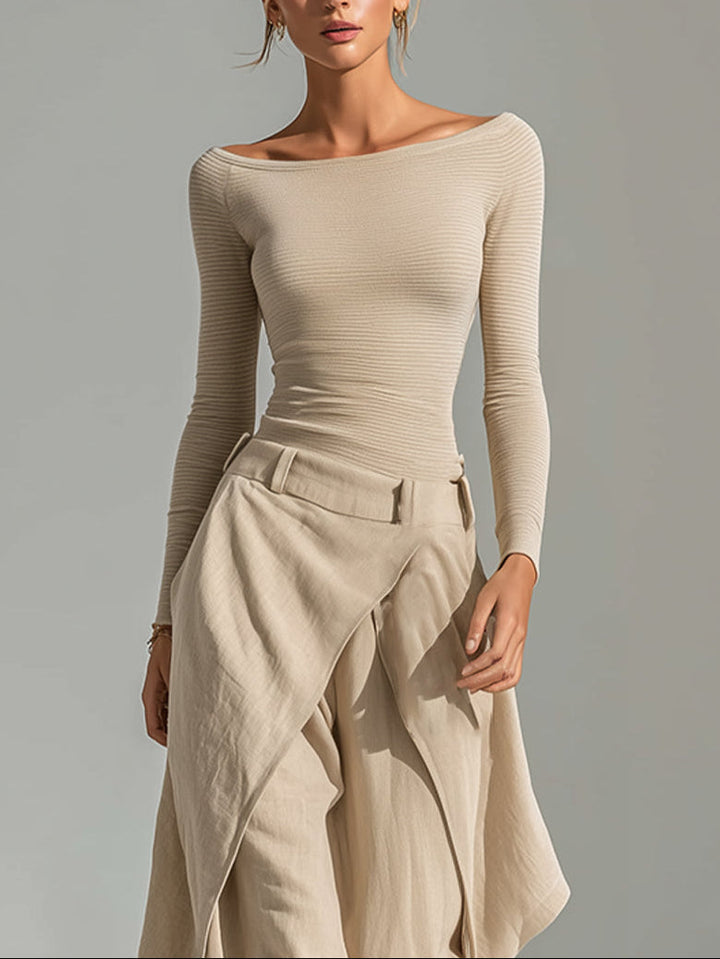 Éveline | Set met beige top met boothals en wijde broek met volants