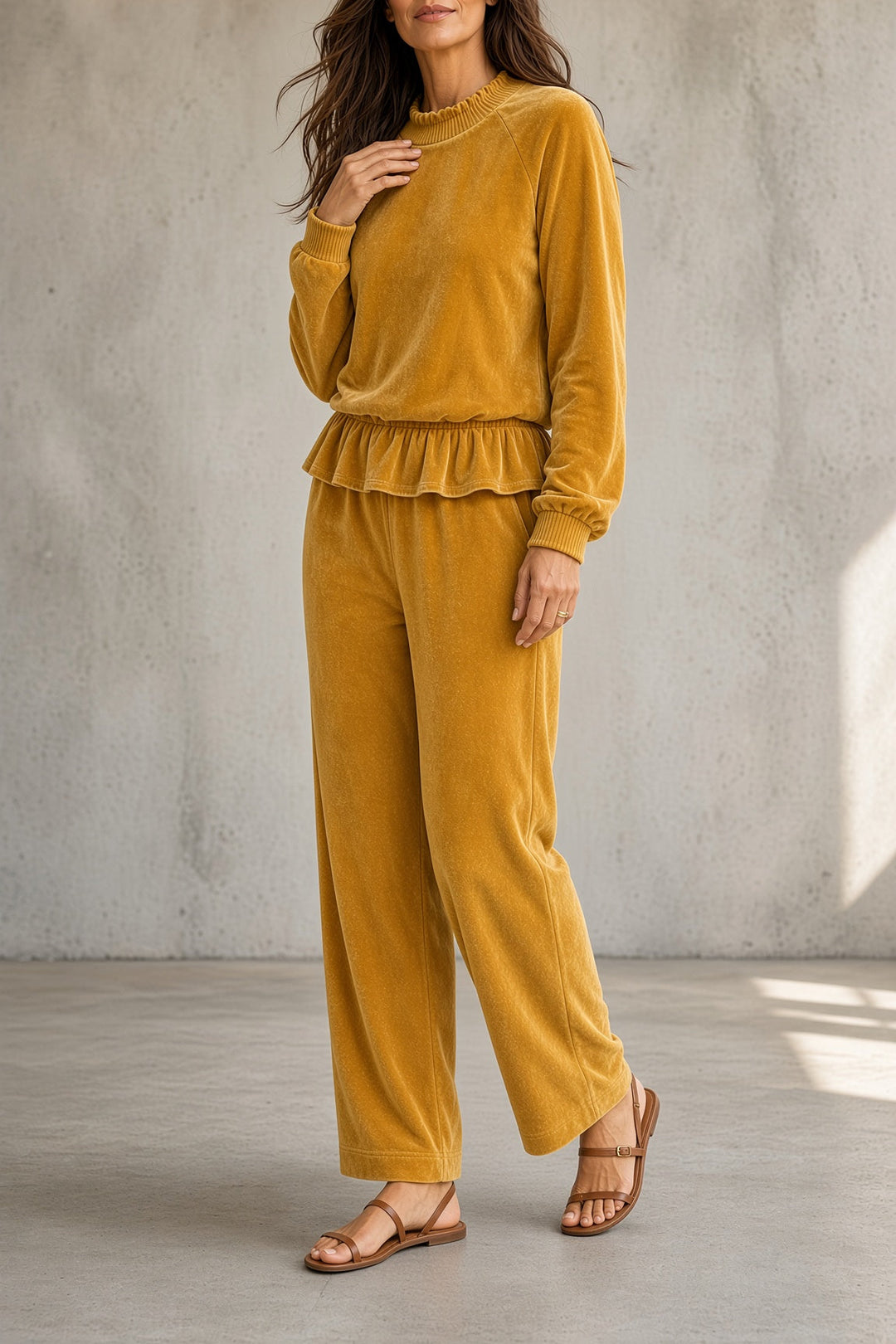 Fabiola | Compleet in Velours met Volants
