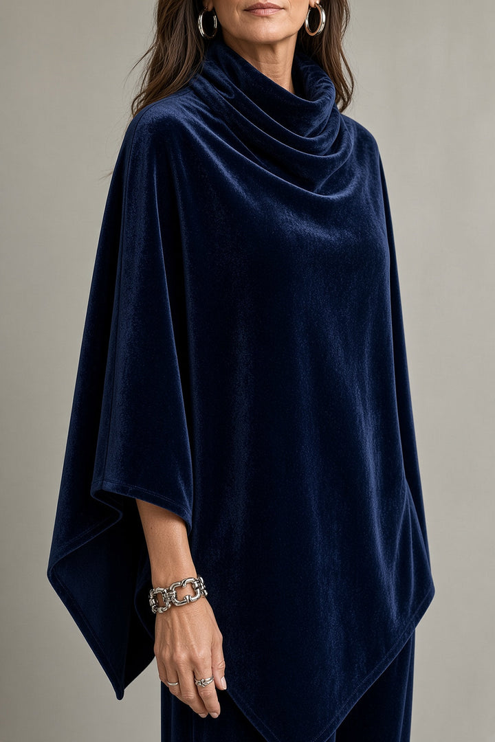Lavinia | Compleet in Velours met Poncho