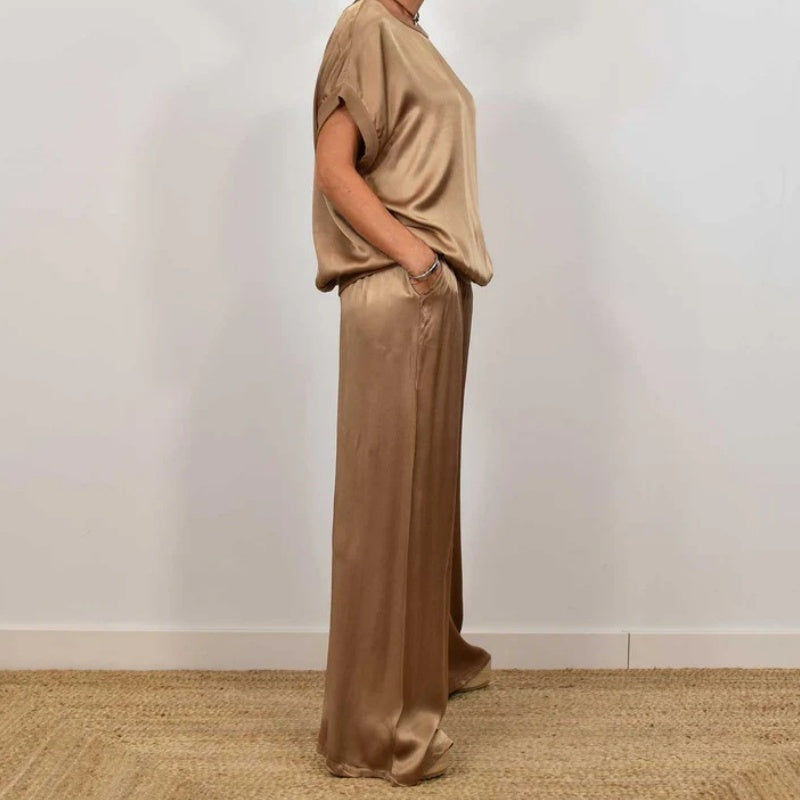 Rita™ Elegante Twee-Delige Set | Vloeiende Blouse en Wijde Broek