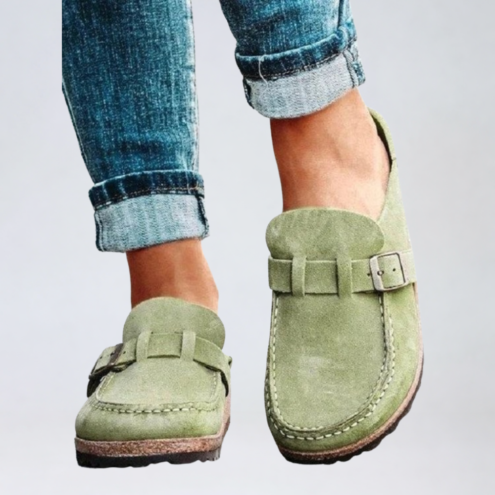Mallorca – Suède Buckle Comfort Klompen