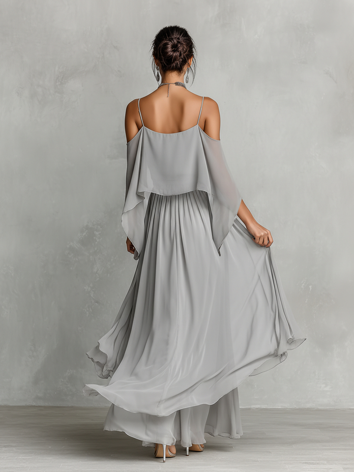 Grijze Ademend Chiffon Set voor Vrouwen met Off-Shoulder Detail & Uitlopende Silhouet, Luxe-Vrouwelijke Hedendaagse Stijl