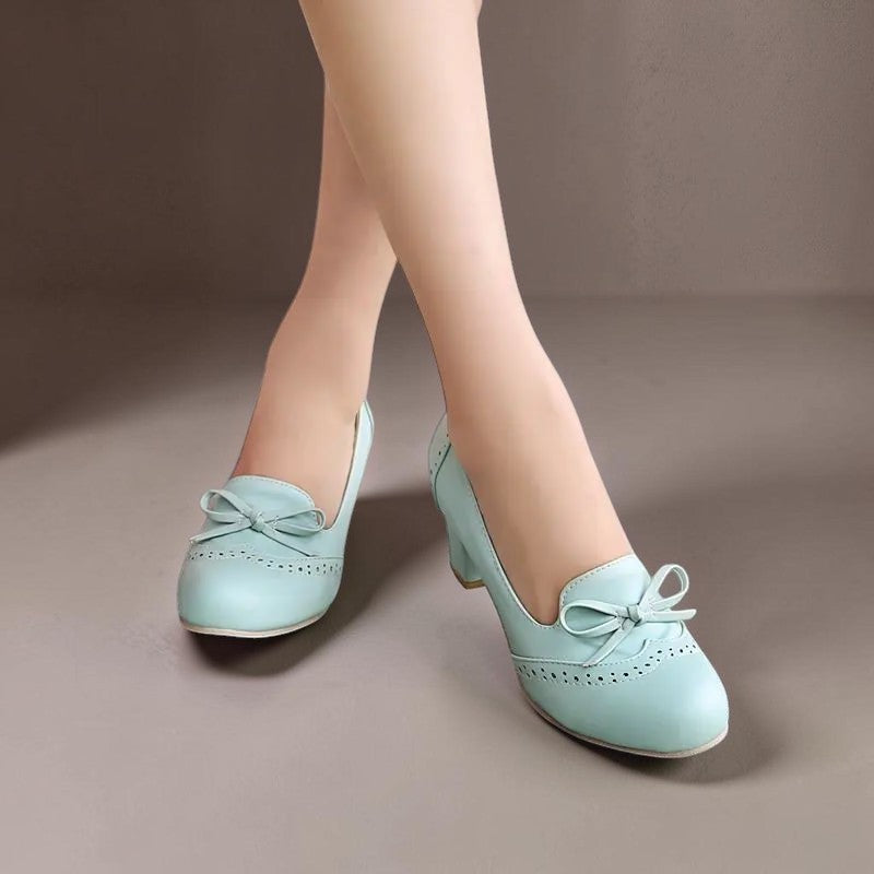DELACROIX | Gemakkelijke Knot Pumps Martine
