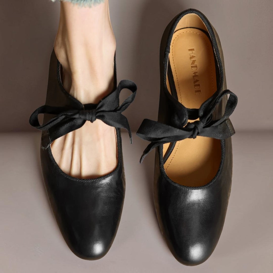 DELACROIX | Ballerina's van Leer met Strik Sophie