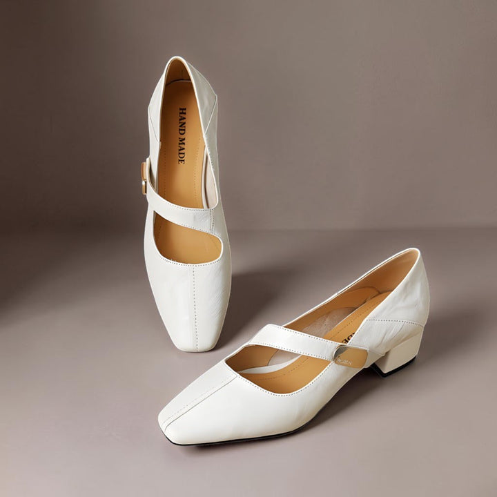 DELACROIX | Babyschoenen met Vierkante Neus en Gouden Bit Juliette