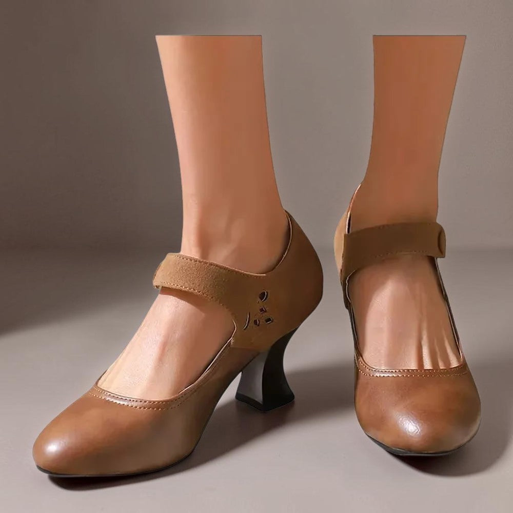 DELACROIX | Instappers met Knopband Aveline