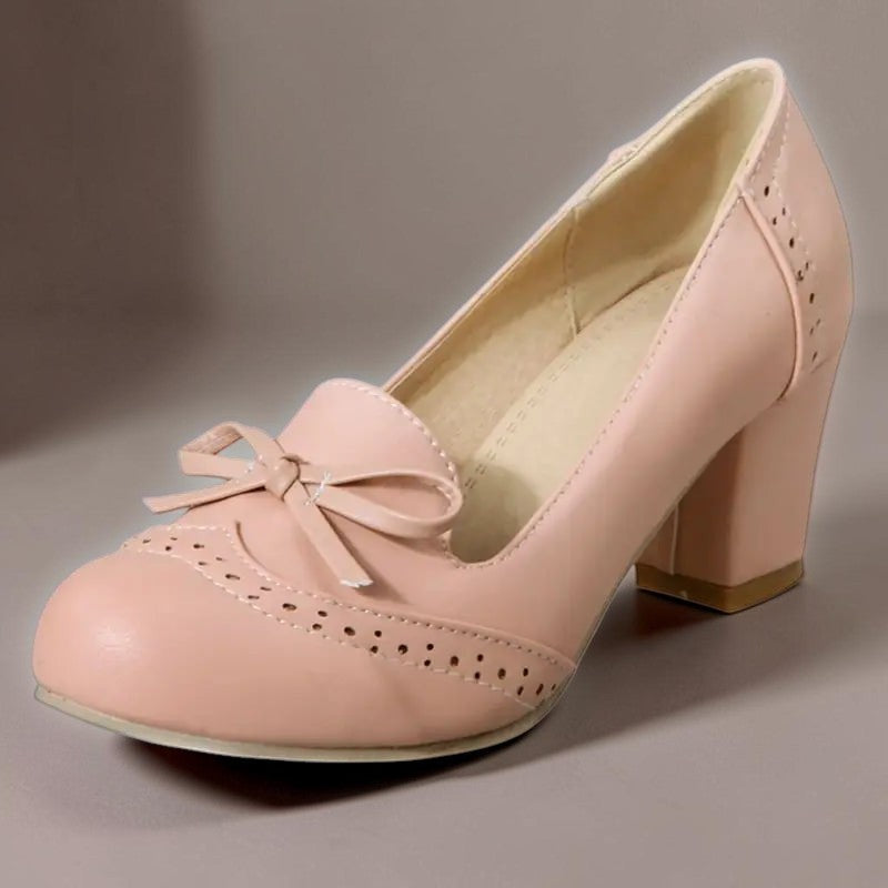 DELACROIX | Gemakkelijke Knot Pumps Martine