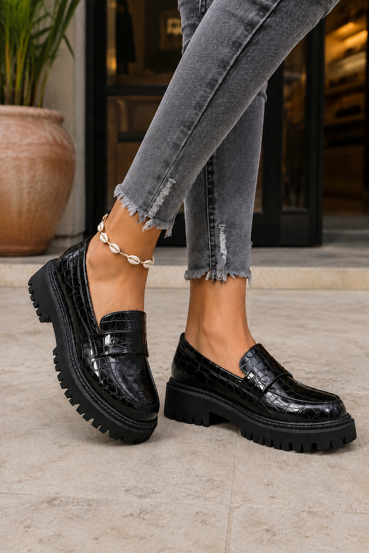 DELACROIX | Lakloafers met Gripzool Florence